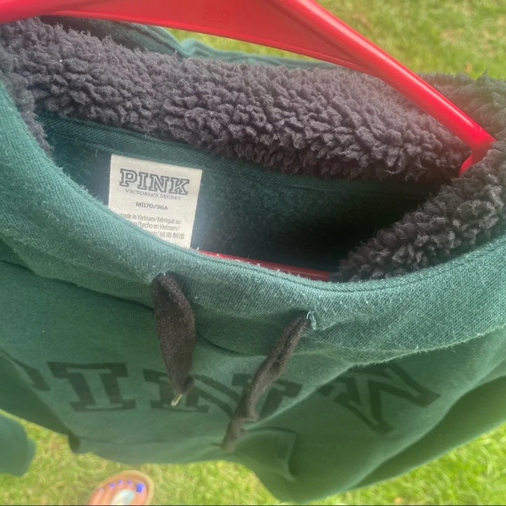 VS PINK HOODY - Picture 3 of 4